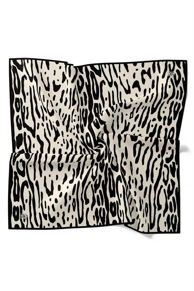 Siyah - Bej Büyük Leopar Desen Twill İpek Eşarp