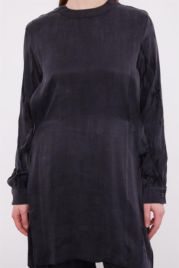 Siyah Bel Bağlama Detaylı Parlak Gürünümlü İkili Takım