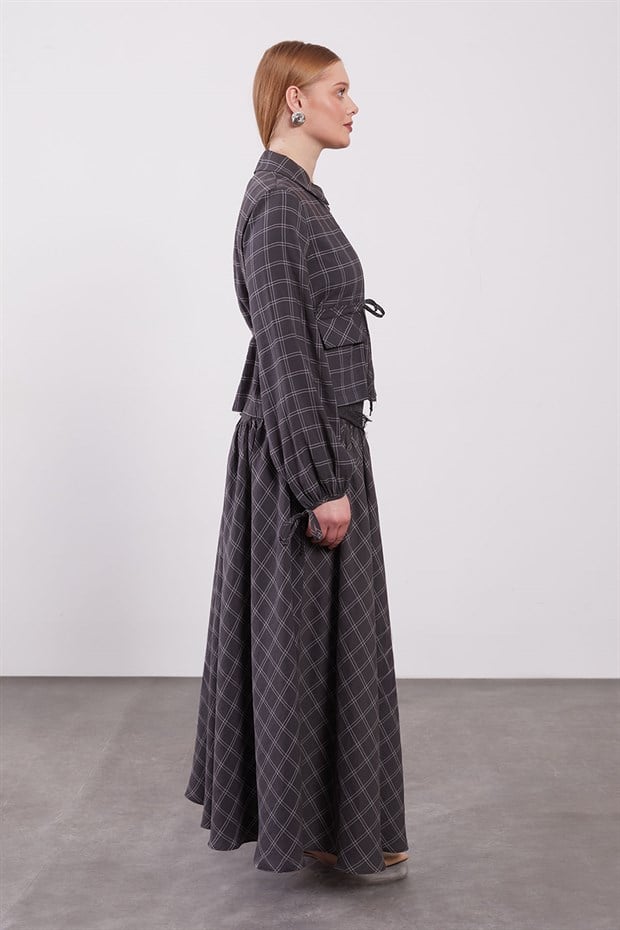 Siyah Bel Dantel Detaylı Etek Takım