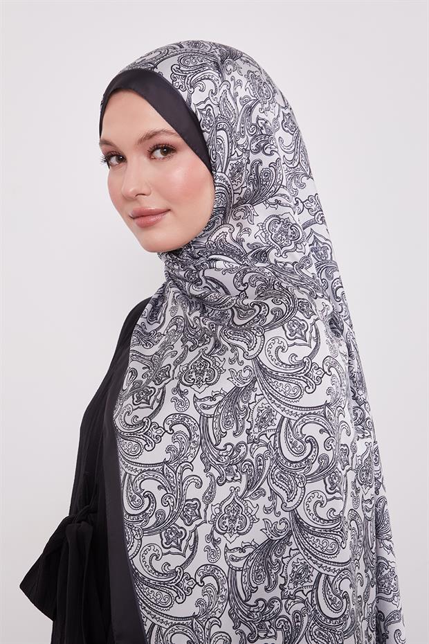 Siyah - Beyaz Pastel Ton Hint İpeği Şal