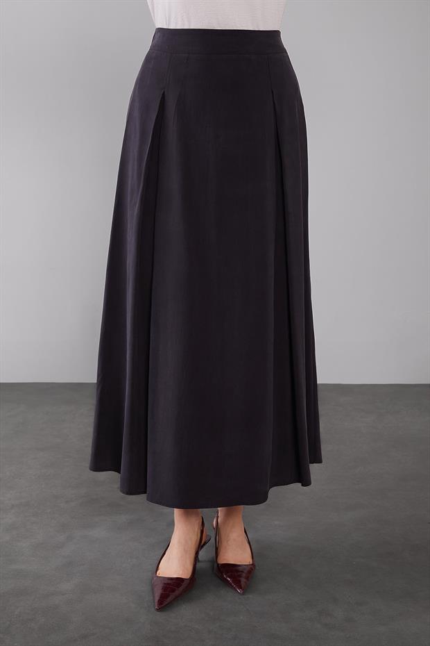 Siyah Boncuk Bağlama Detaylı Etek Takım