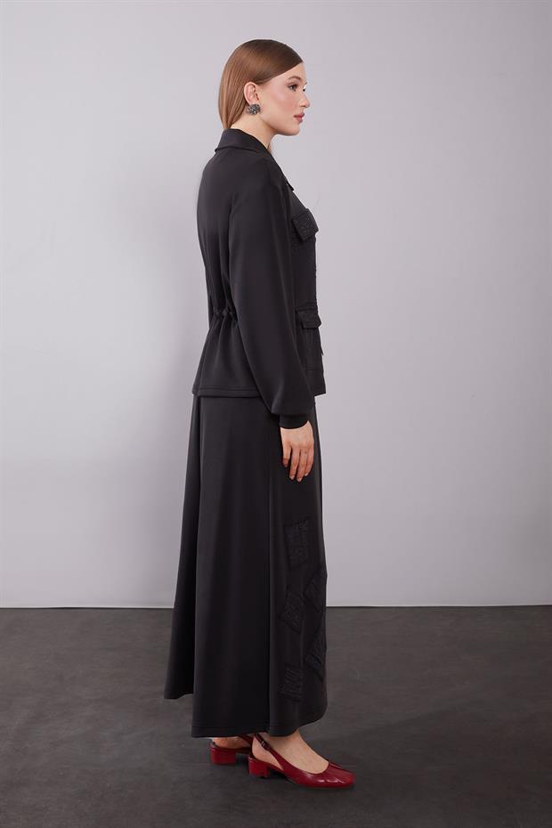 Siyah Büzgü Yama Detaylı Etek Takım