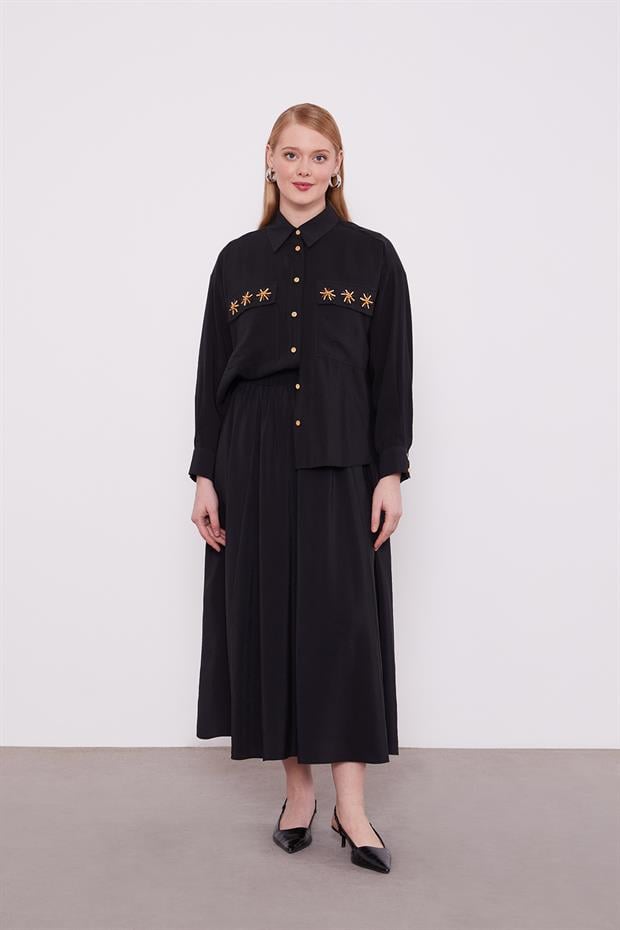 Siyah Cep Boncuk Papatya Detaylı Etek Takım