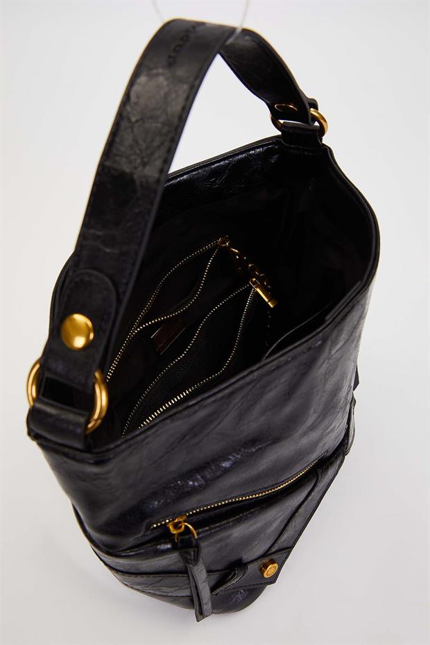 Siyah Cep Görünümlü El Çantası