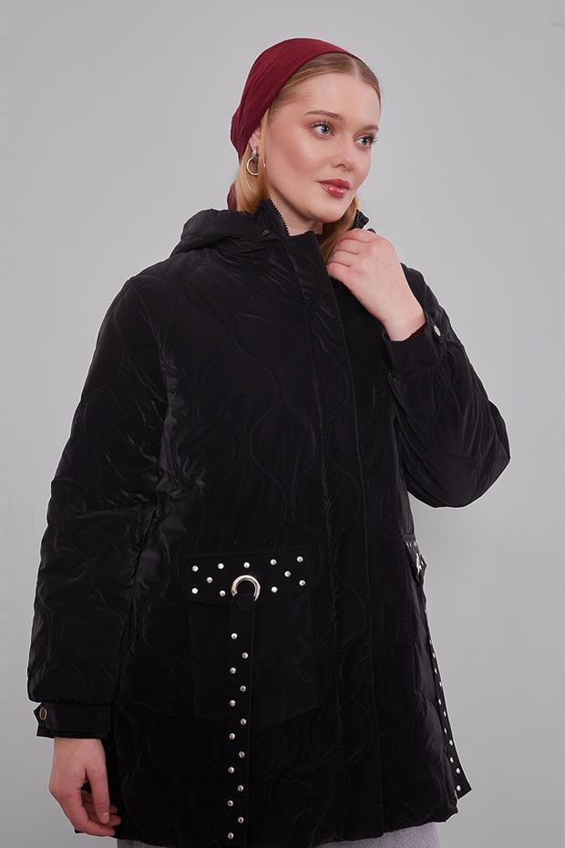 Siyah Cep Taş Detaylı Kapitone Mont