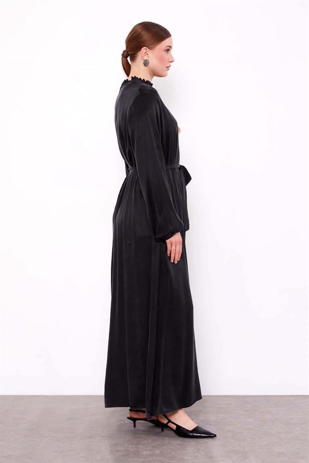 Siyah Çiçek Taş Detaylı Cupra Elbise