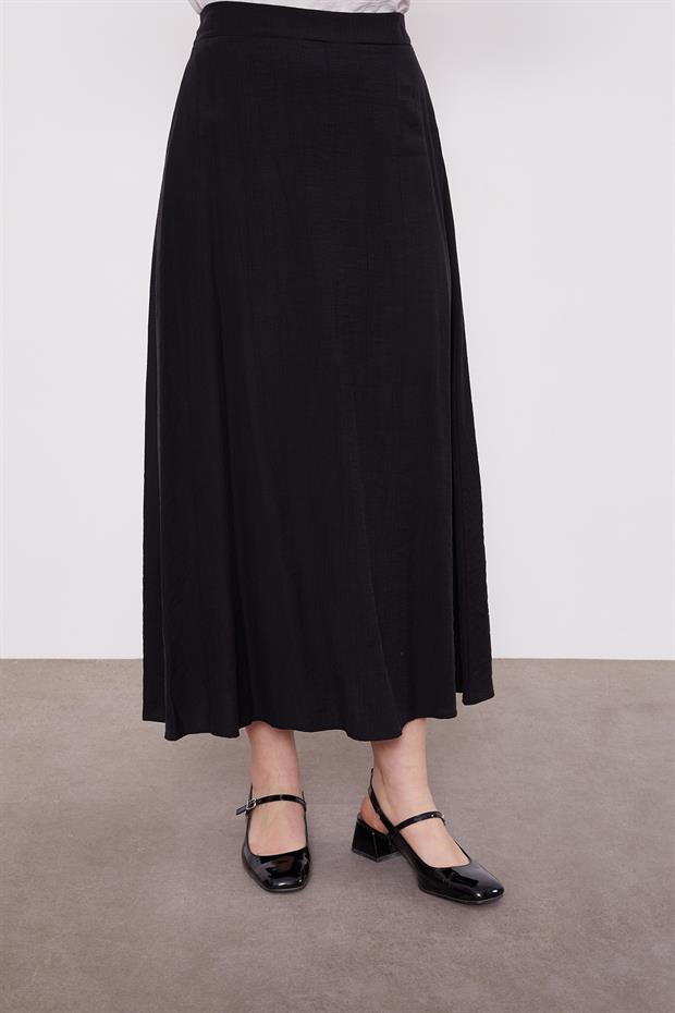 Siyah Çift Düğme Detaylı Etekli Takım