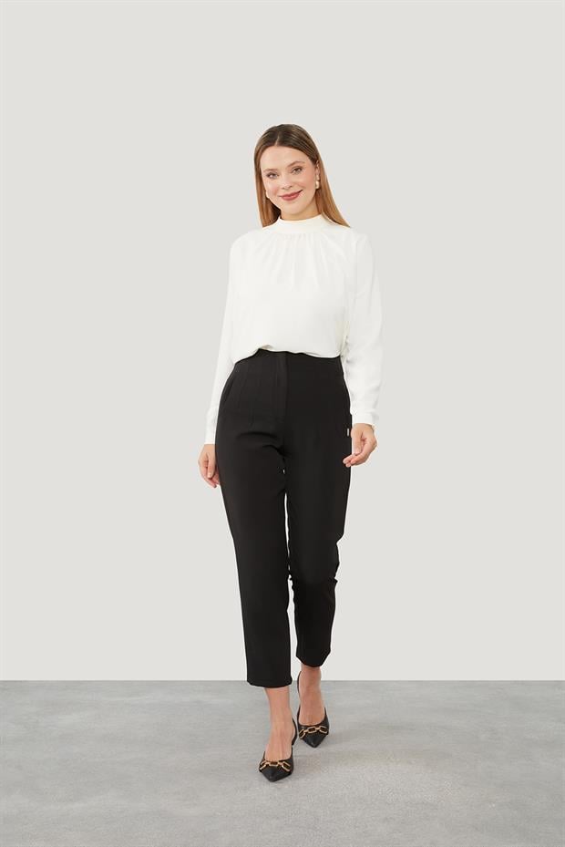 Siyah Çift Pliseli Kumaş Havuç Pantolon