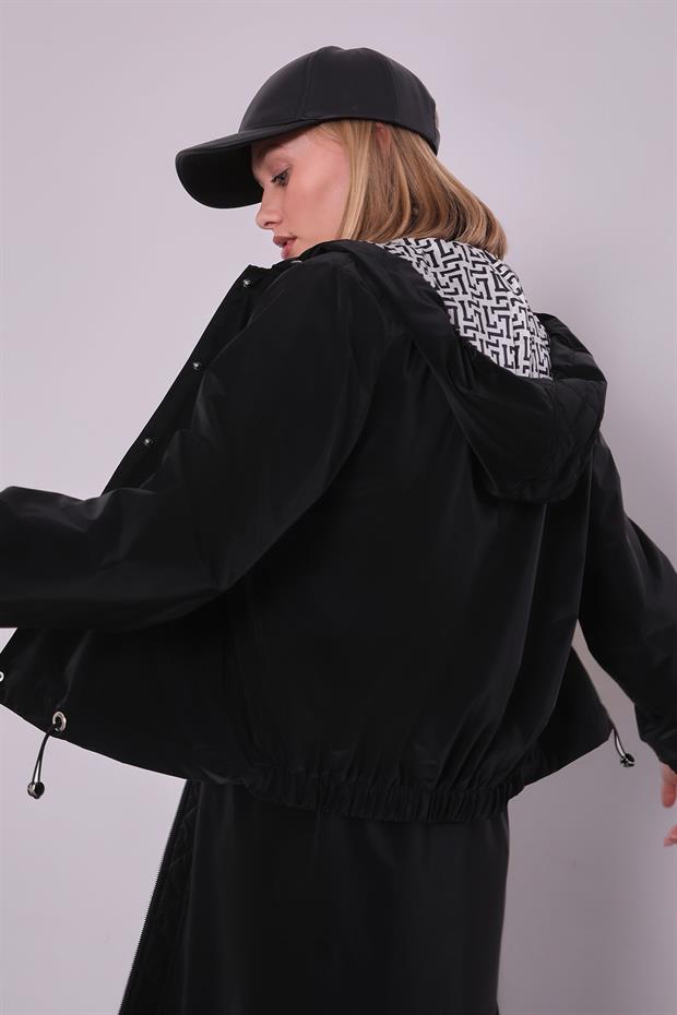 Siyah Çıkarılabilir Detaylı Trençkot