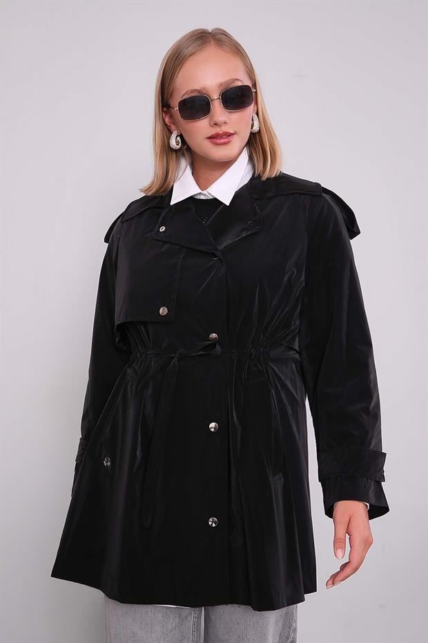 Siyah Çıtçıt Kapamalı Kısa Trençkot