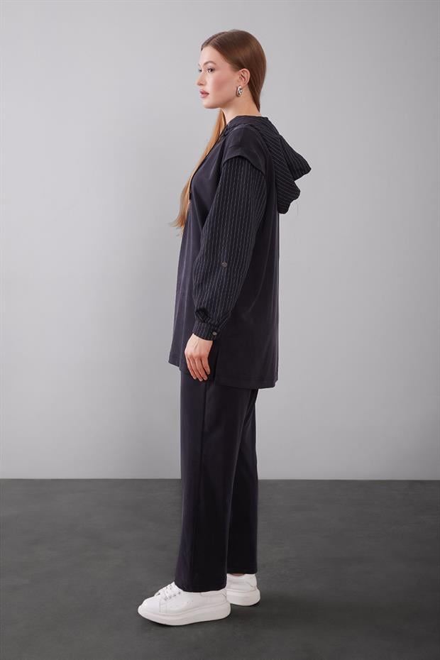 Siyah Çizgi Detaylı Kapüşonlu İkili Takım