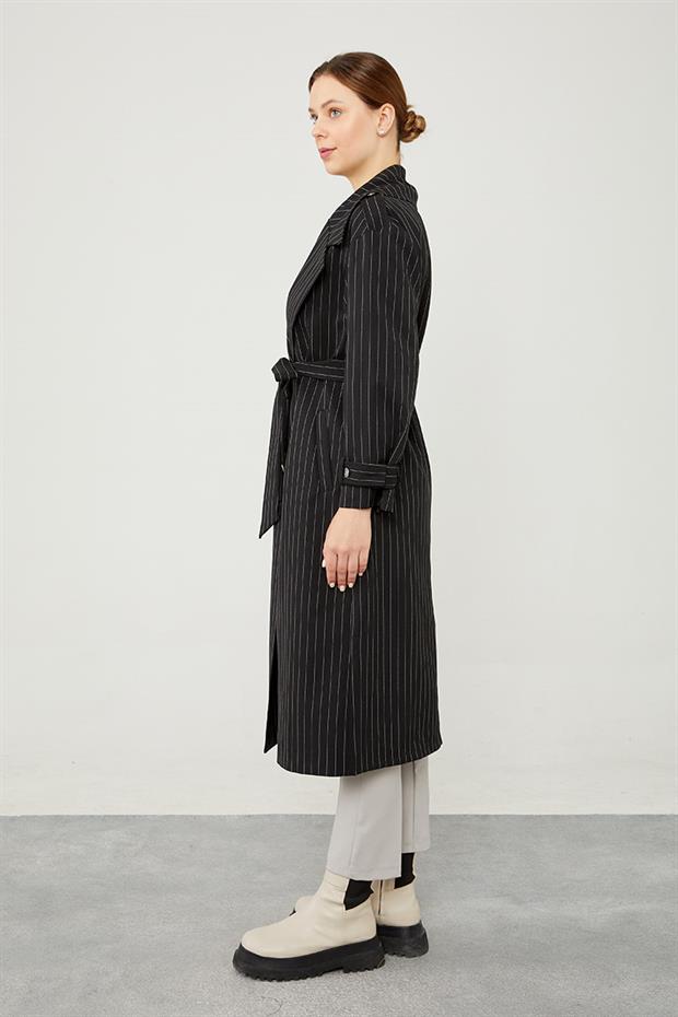 Siyah Çizgili Desen Kuşak Kapamalı Trençkot