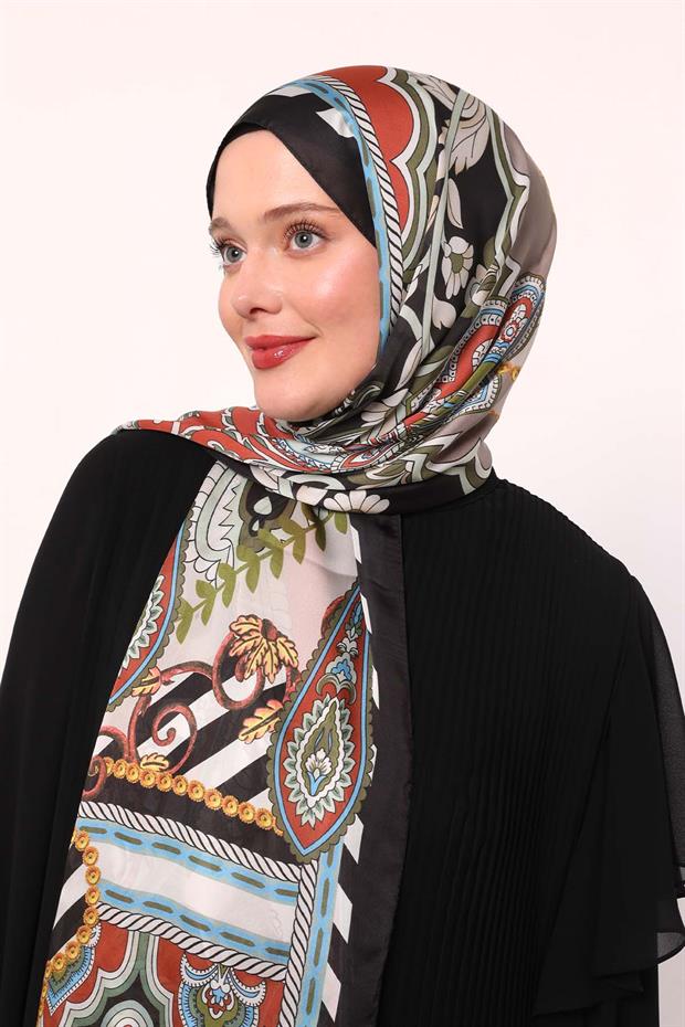 Siyah Çizgili Hint İpeği Şal