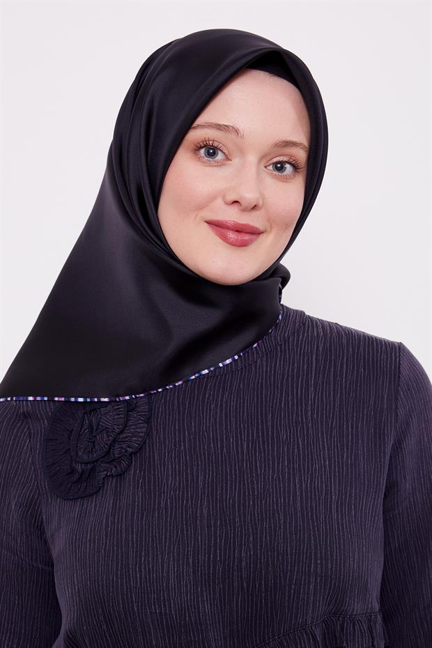 Siyah Çizgili Twill İpek Eşarp