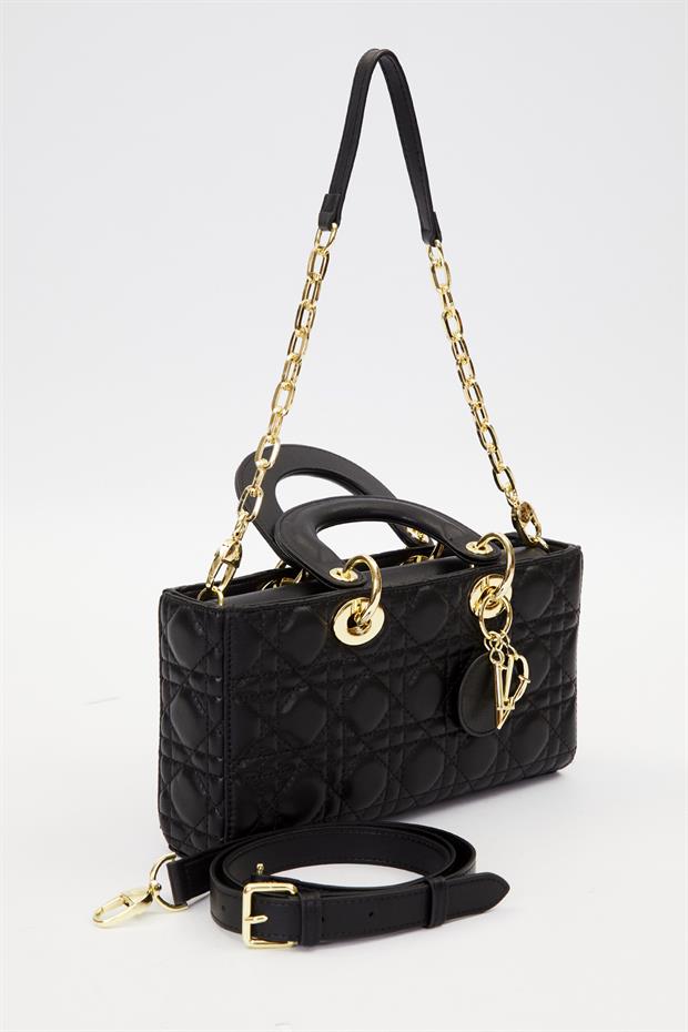 Siyah Dikdörtgen Model Aksesuarlı El Çantası