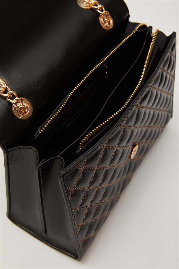 Siyah Dikişli Kapitone Omuz Çantası