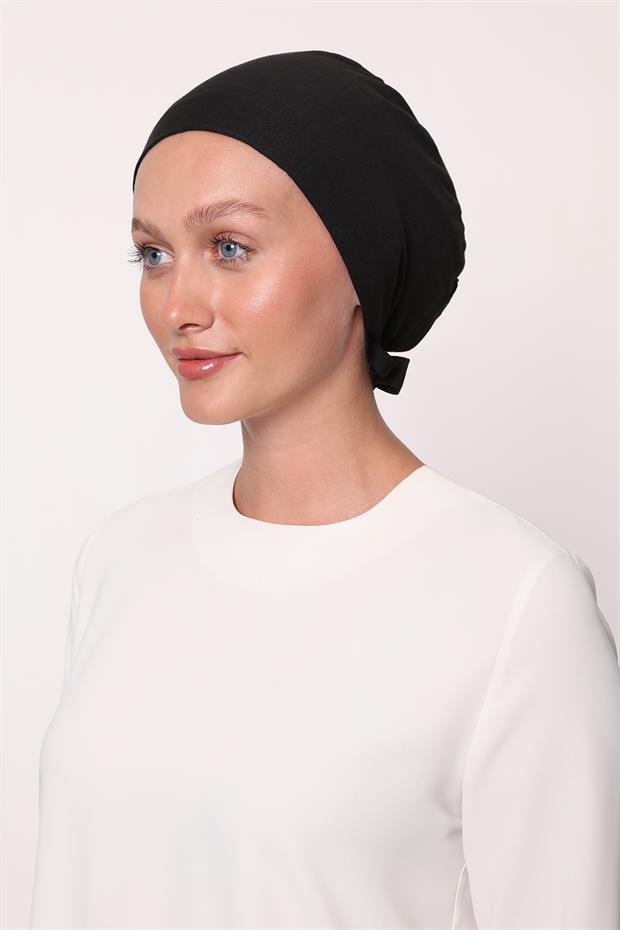 Siyah Dikişsiz Bone