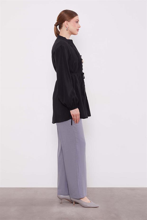 Siyah Düğme Detay Belden Bağlama Gömlek