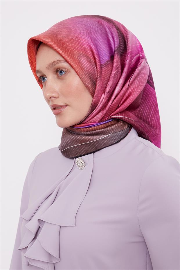 Siyah Bohem Geçişli Twill İpek Eşarp