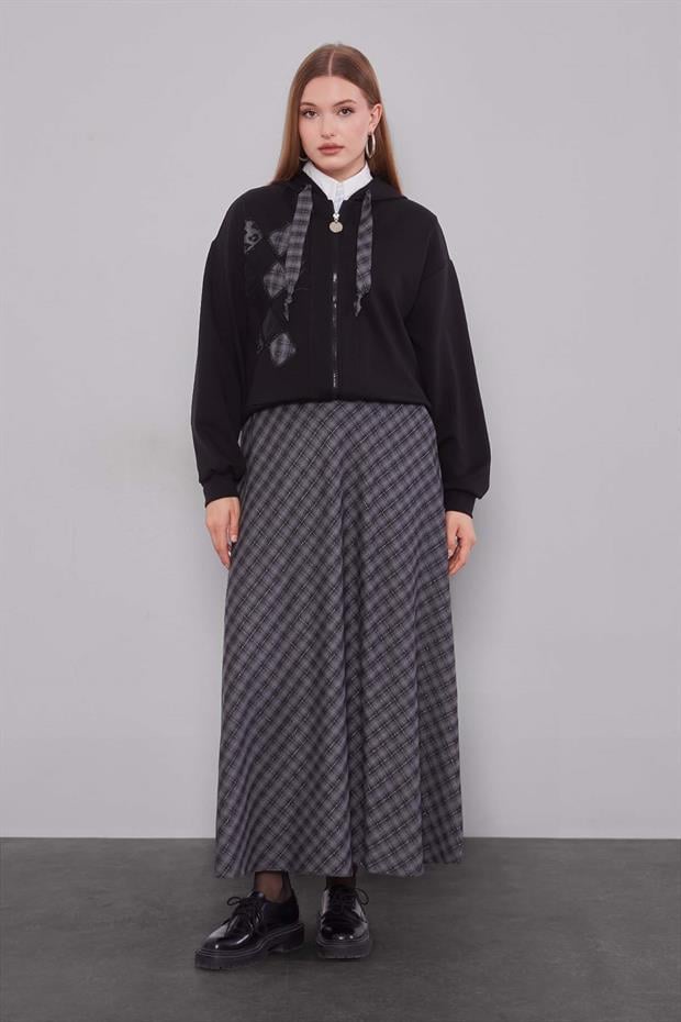 Siyah Ekose Desenli Etek Takım