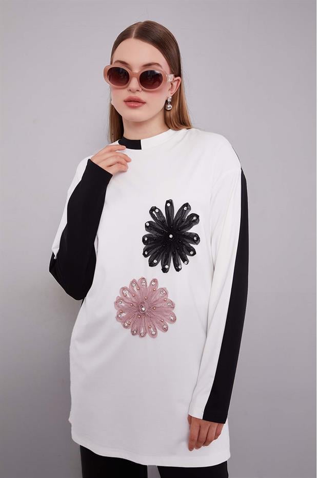 Siyah - Ekru Çift Çiçek Motifli İkili Takım