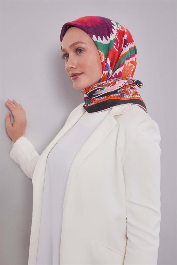 Siyah Motif Desen Pamuk Eşarp