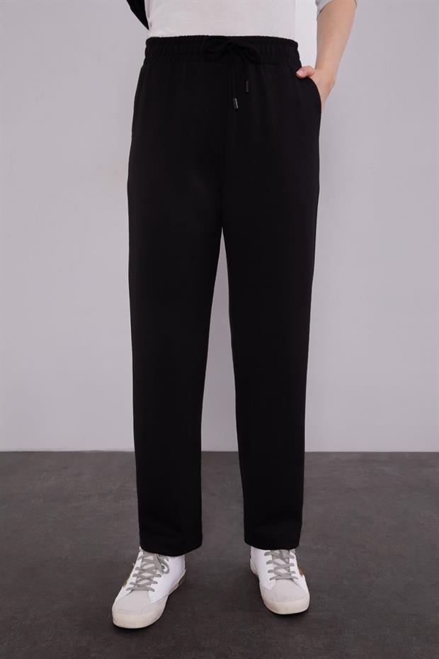 Siyah Gül Detaylı Bel Büzgülü İkili Takım