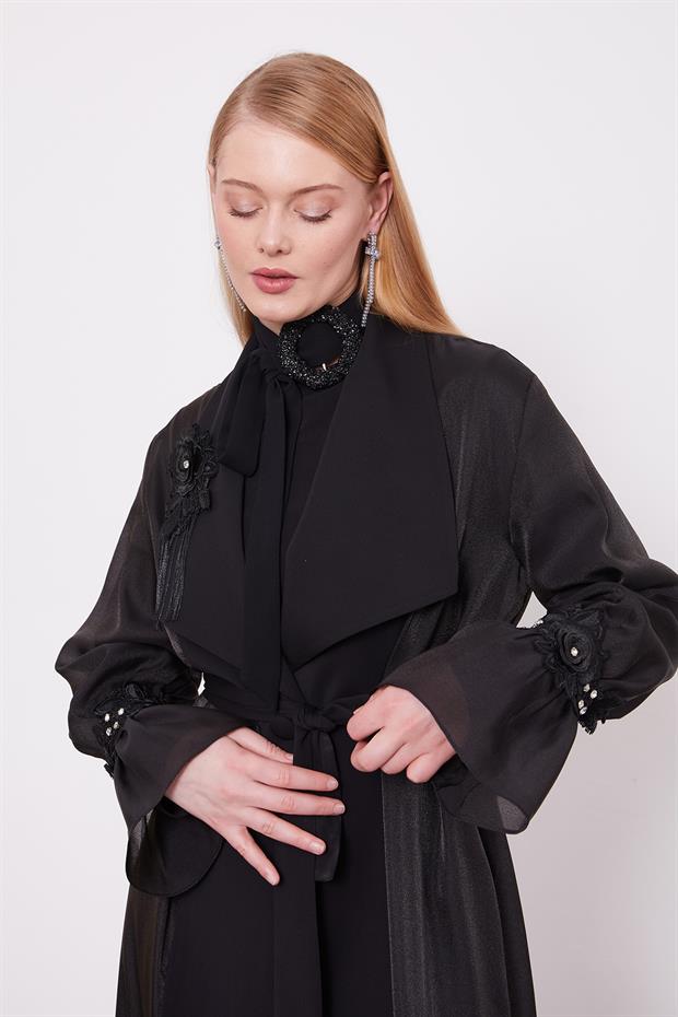 Siyah Gül Yaka Ve Kol Detaylı Ceket Takım