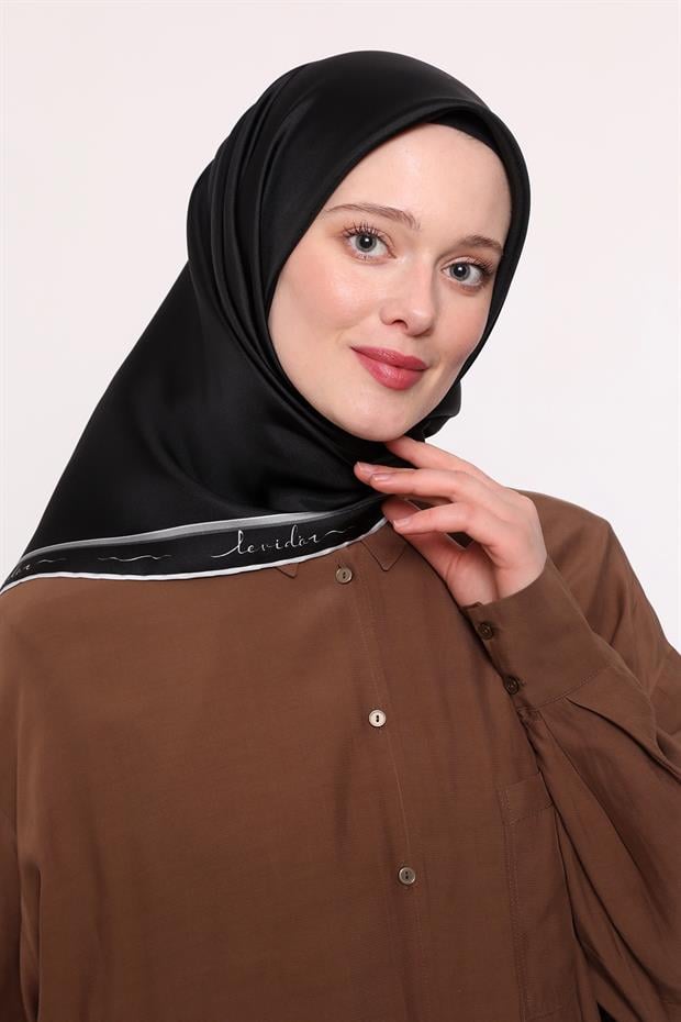 Siyah İmza Desen Twill İpek Eşarp