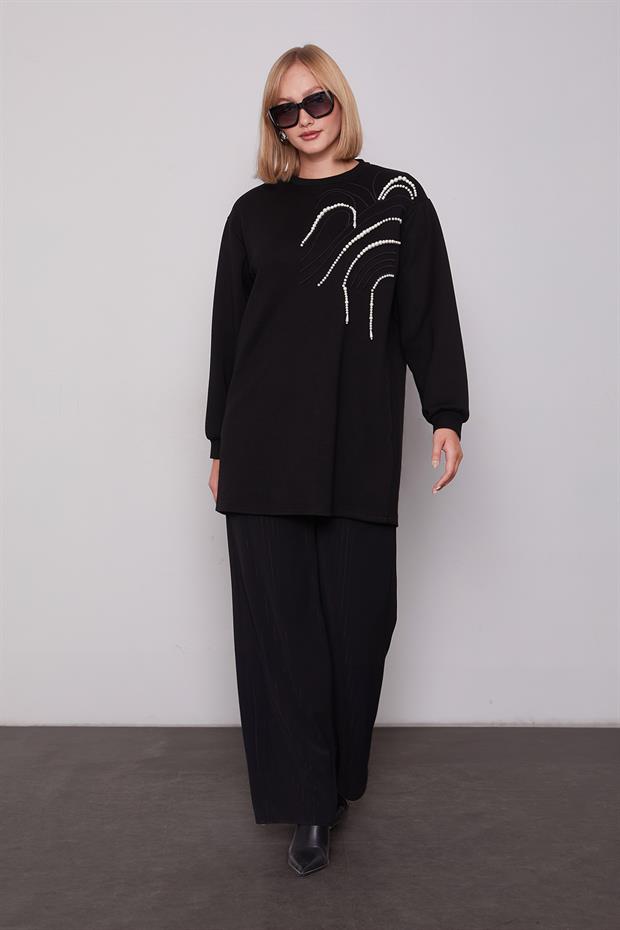 Siyah İnci Detaylı Sweatshirt