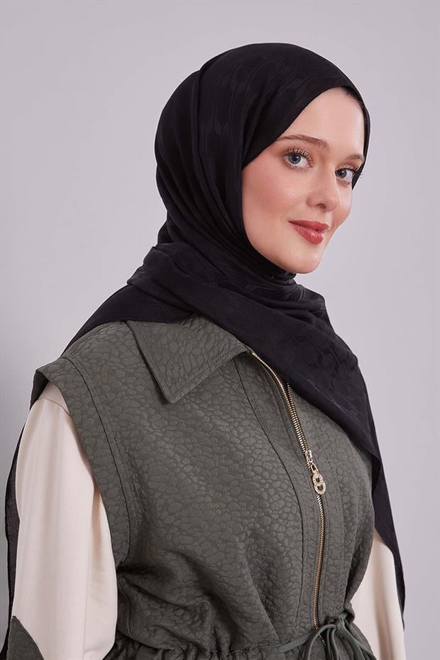 Siyah Desenli Janjan Şal