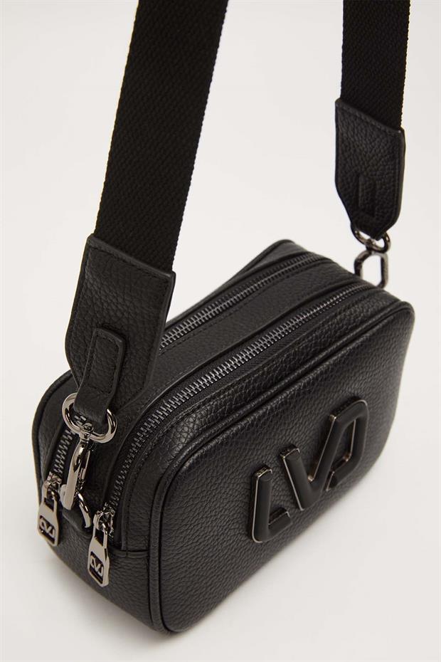 Siyah Kalın Kuşak Askılı Omuz