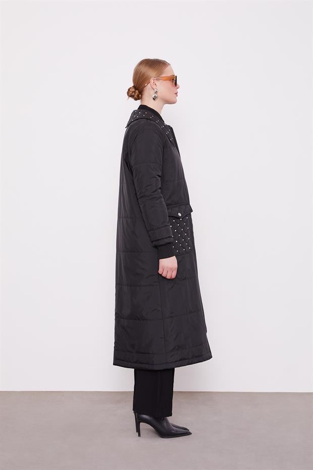 Siyah Kapitone Cep Detaylı Mont