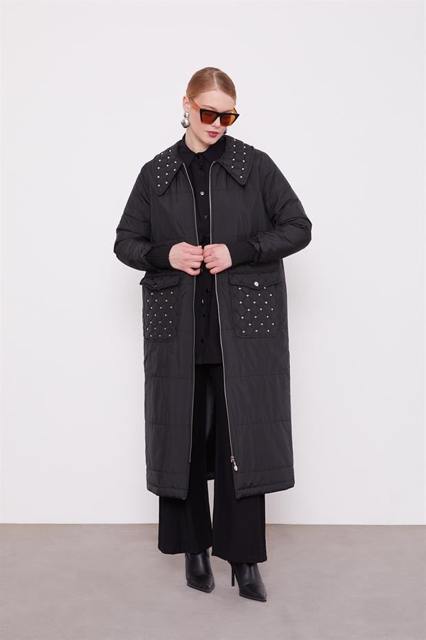 Siyah Kapitone Cep Detaylı Mont