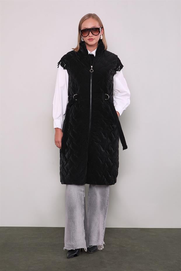 Siyah Kapitone Desen Kemerli Yelek