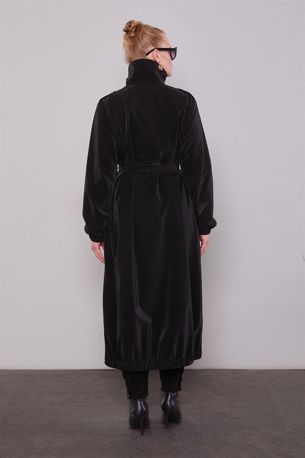 Siyah Kapitone Detaylı Trençkot