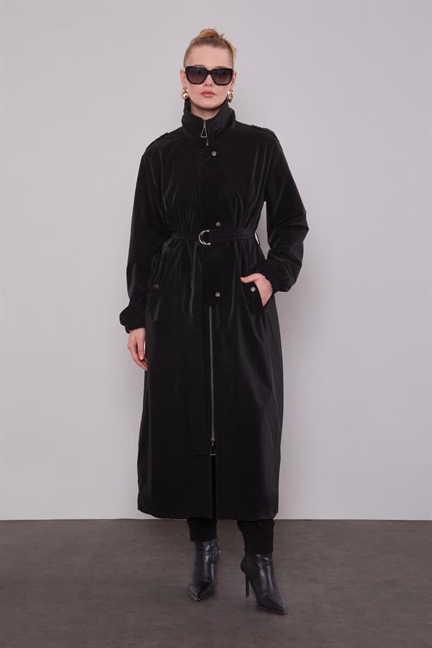 Siyah Kapitone Detaylı Trençkot