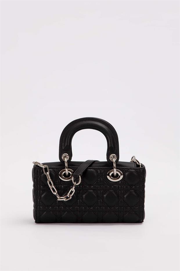 Siyah Kapitone Logo Aksesuarlı Omuz Çantası