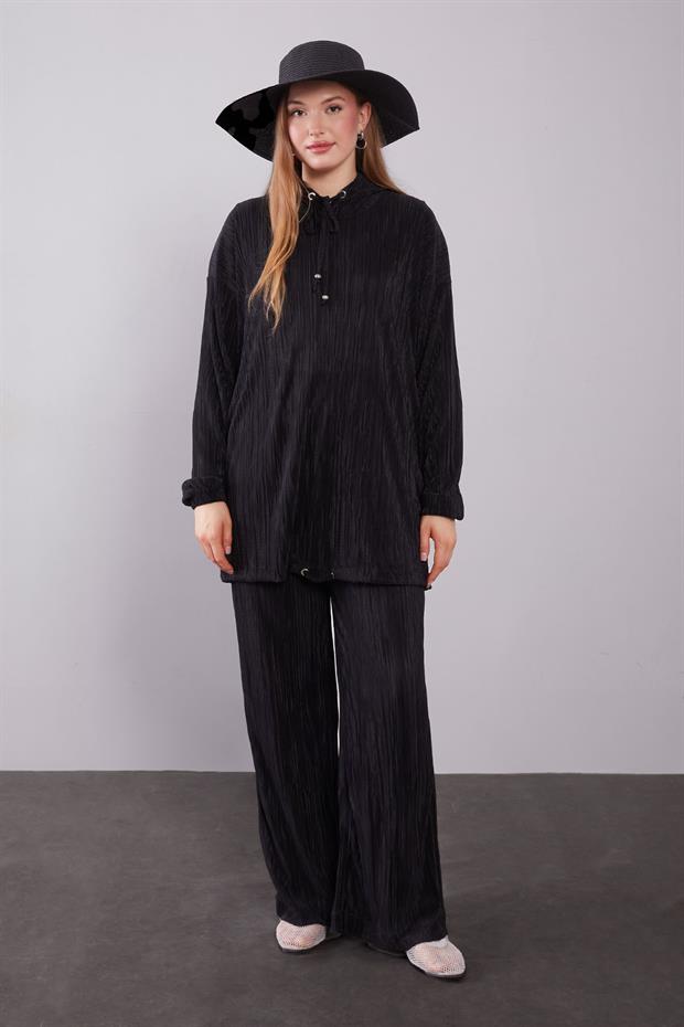 Siyah Kapüşonlu Bağcık Detaylı İkili Takım