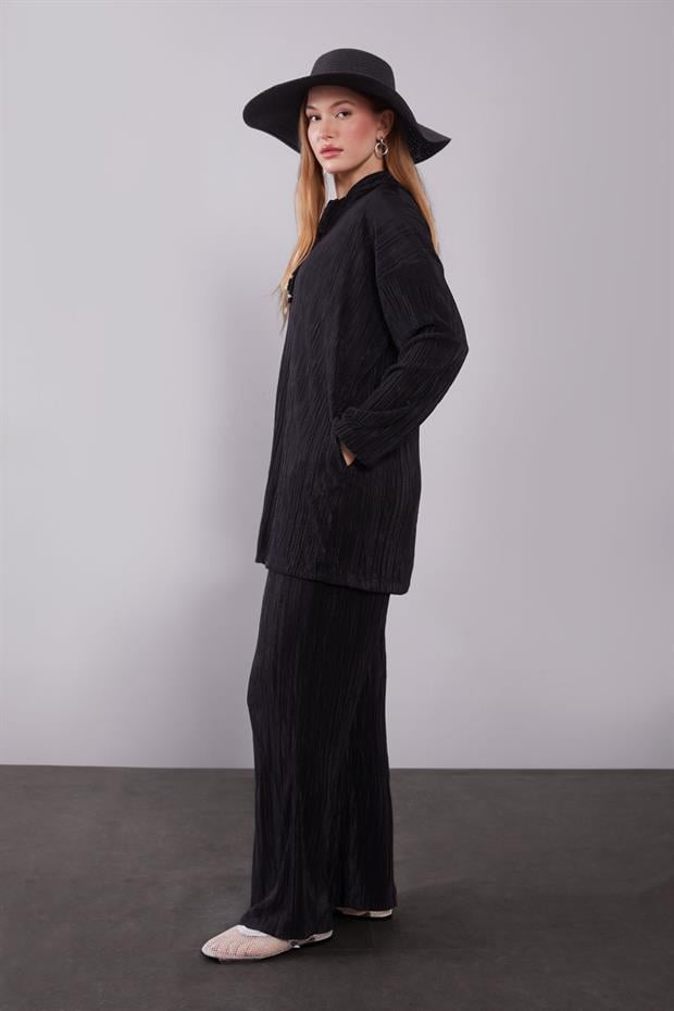 Siyah Kapüşonlu Bağcık Detaylı İkili Takım