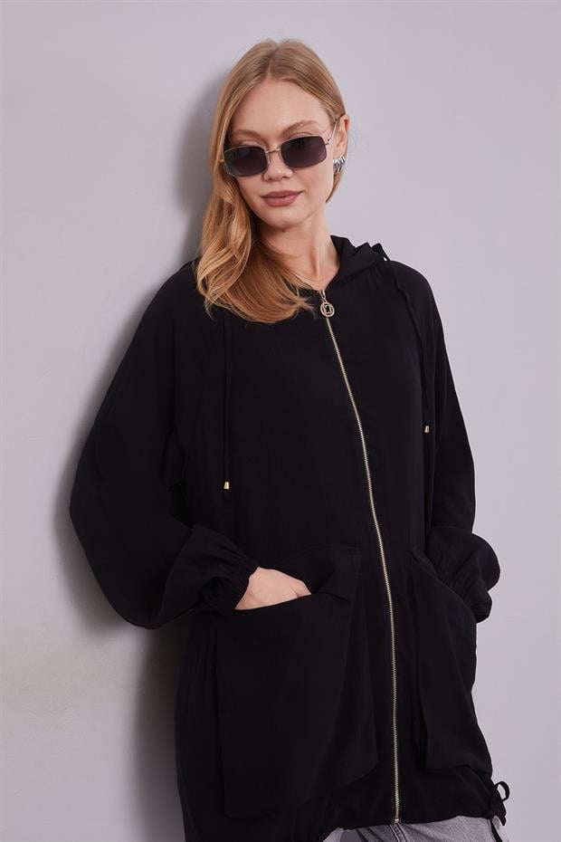 Siyah Kapüşonlu Bürümcük Kap