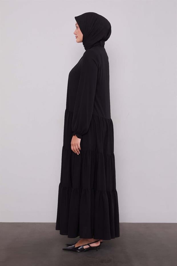 Siyah Katlı Büzgü Detay Ferace