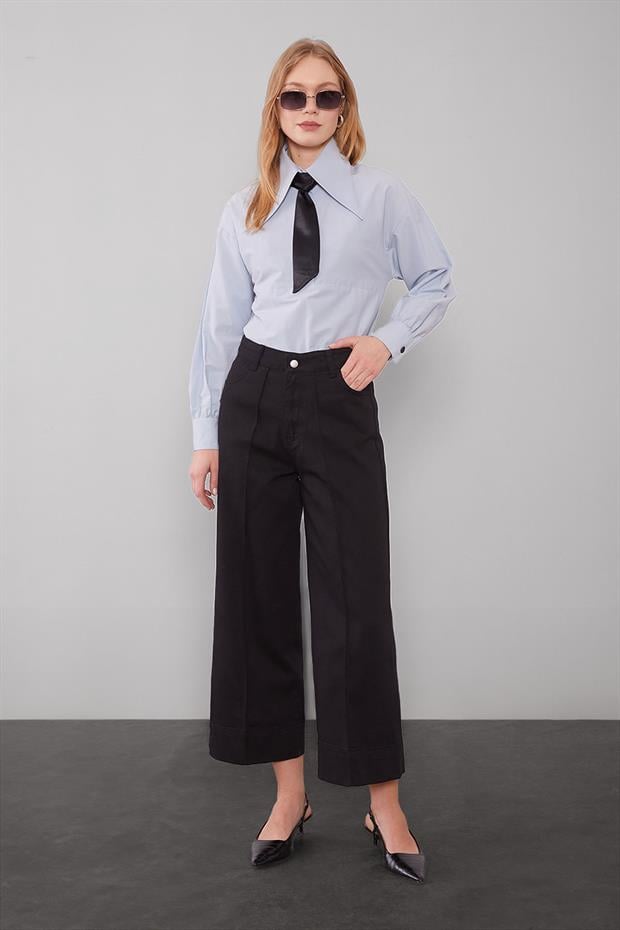 Siyah Katlı Paçalı Wideleg Pantolon