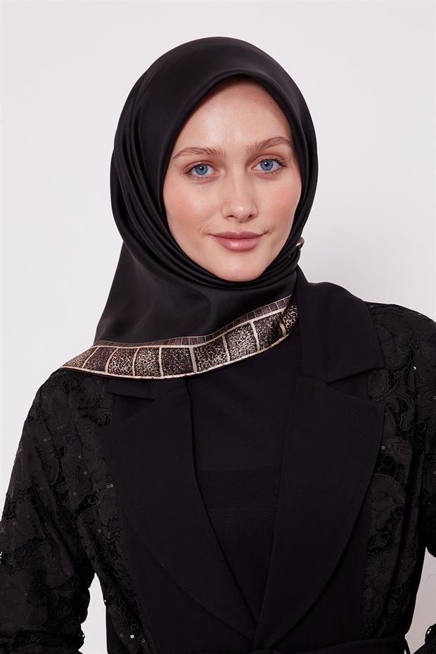 Siyah Kenar Leopar Twill İpek Eşarp