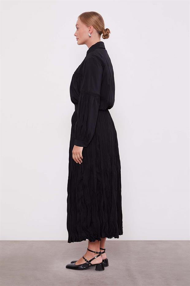 Siyah Kırışık Model Etek