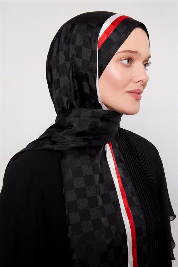 Siyah - Kırmızı Çizgili Dama Desen Monogram Şal