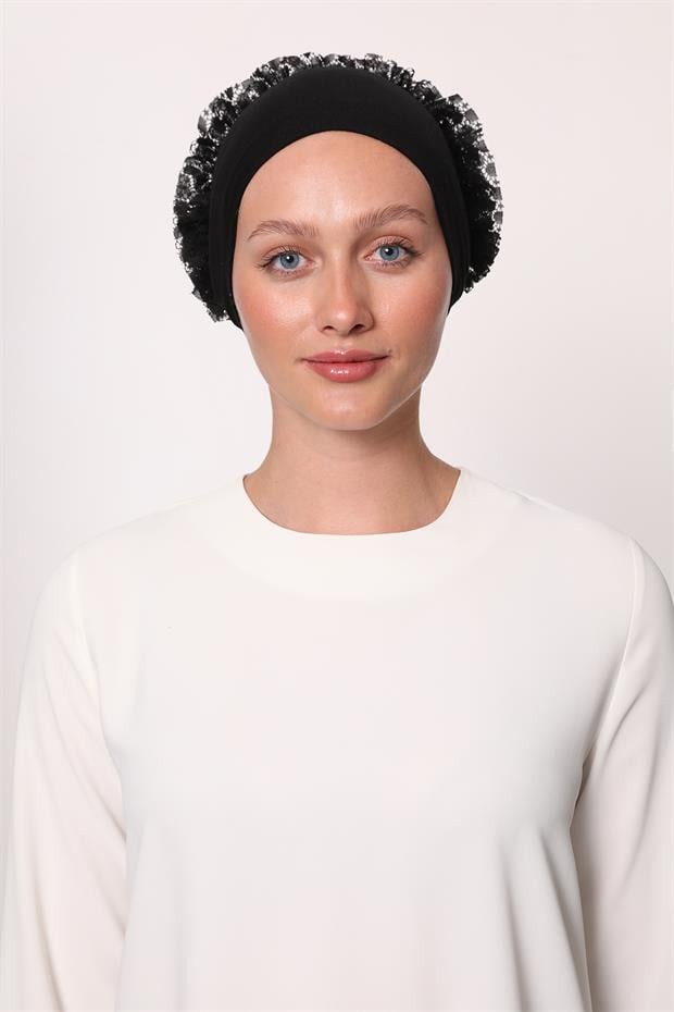 Siyah Klipsli Silikonlu Dikişsiz Fırfır Bone