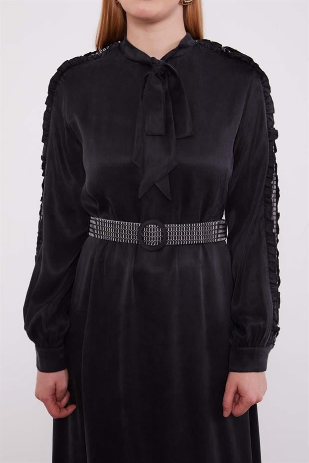 Siyah Kol Güpürlü Cupra Elbise