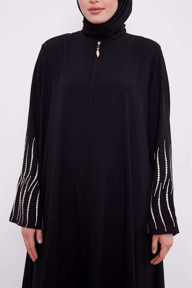 Siyah Kol Nakış Detaylı Ferace