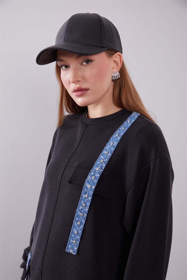 Siyah Kot Şerit Detaylı Sweat